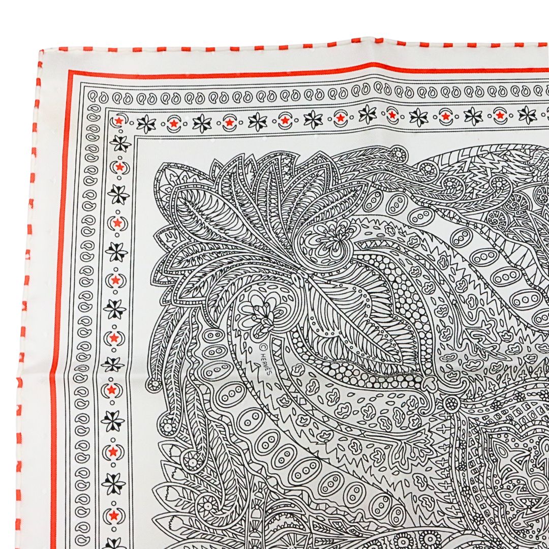 カレ 55 マハラニの庭<br>シルク100%<br>ブラン/ノワール/ルージュ<br>【未使用品】