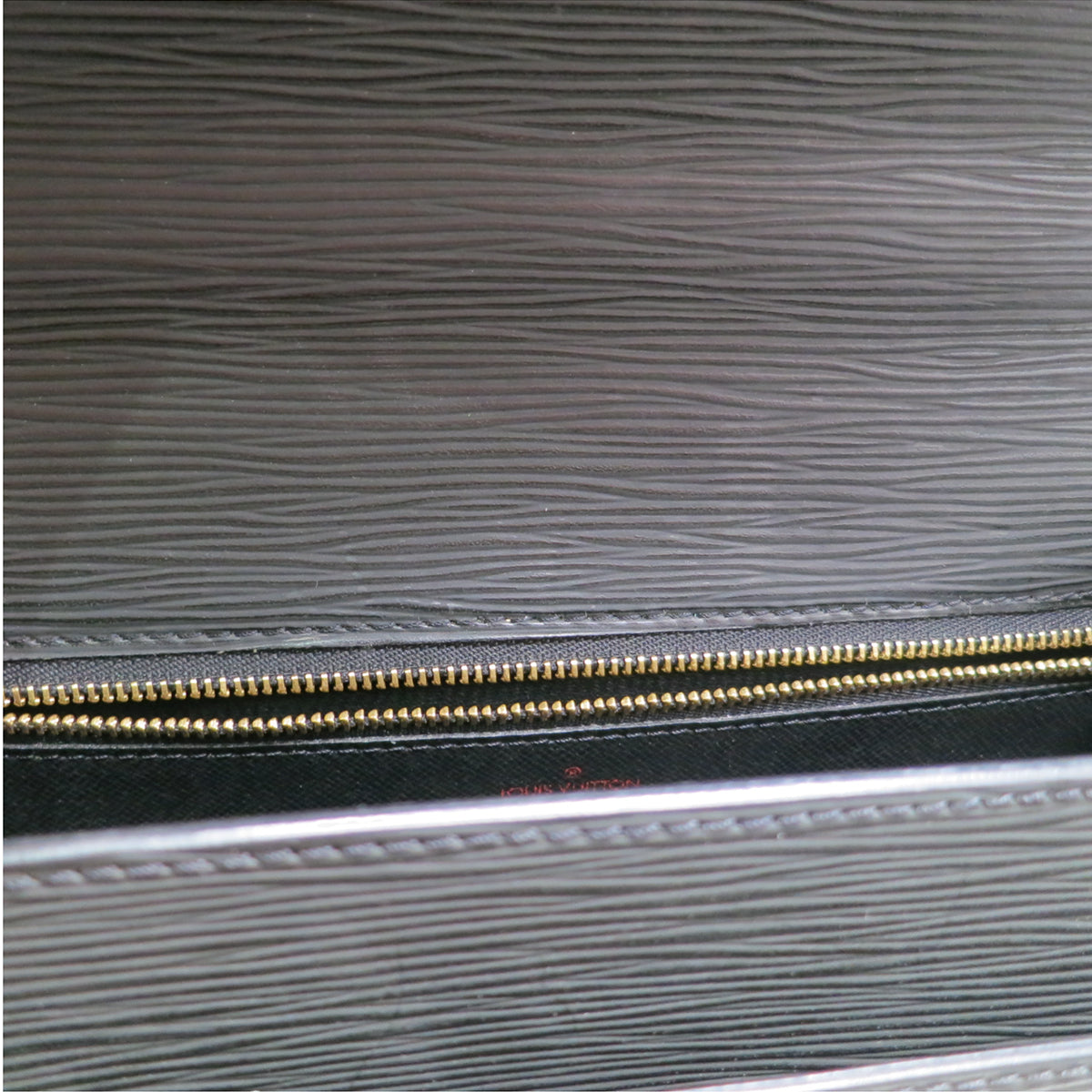 モンソー<br>エピレザー/ノワール<br>ゴールド金具<br>【USED】