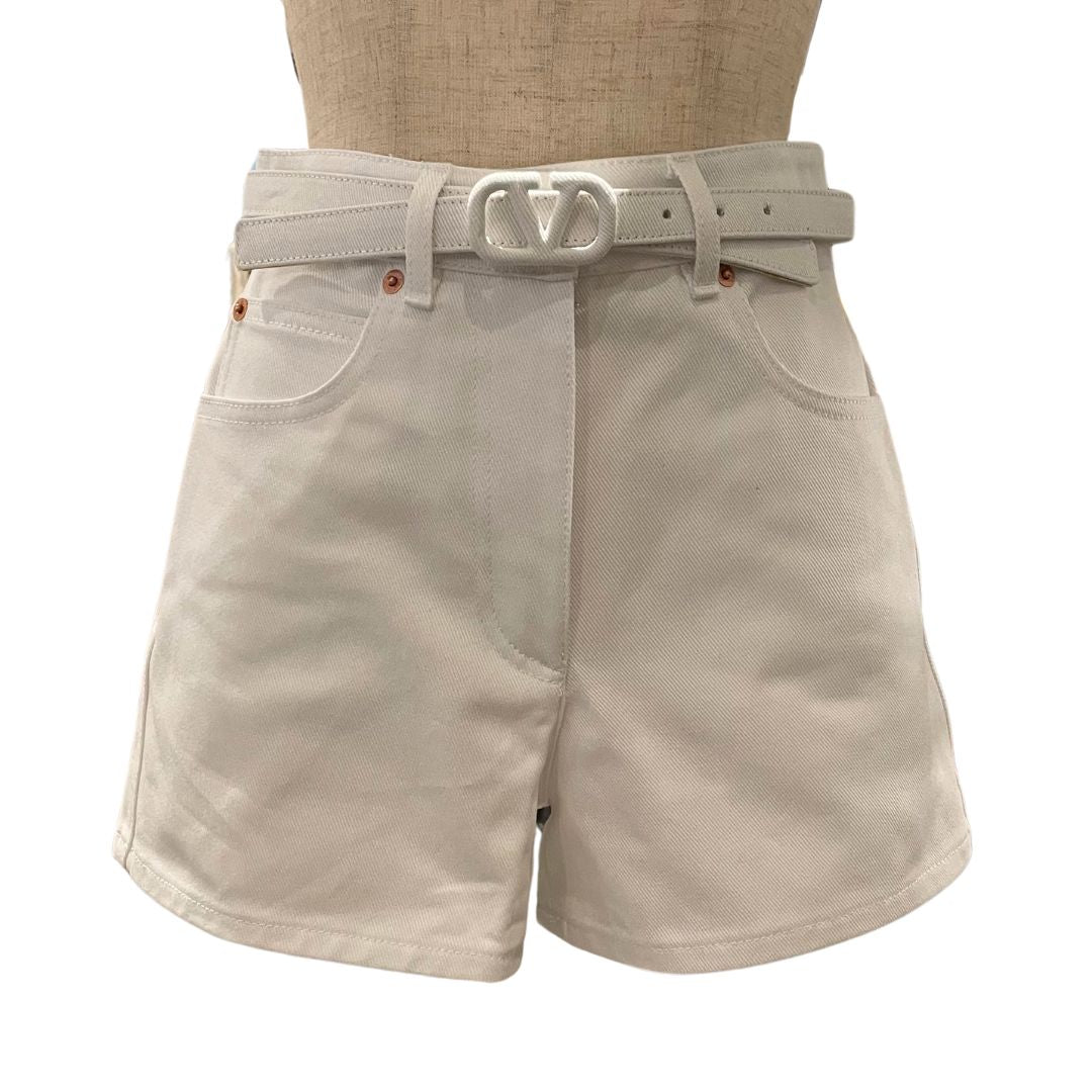 Vロゴ シグネチャー<br>デニムショーツ<br>ホワイト<br>WB3DD11X6FX<br>【未使用品】
