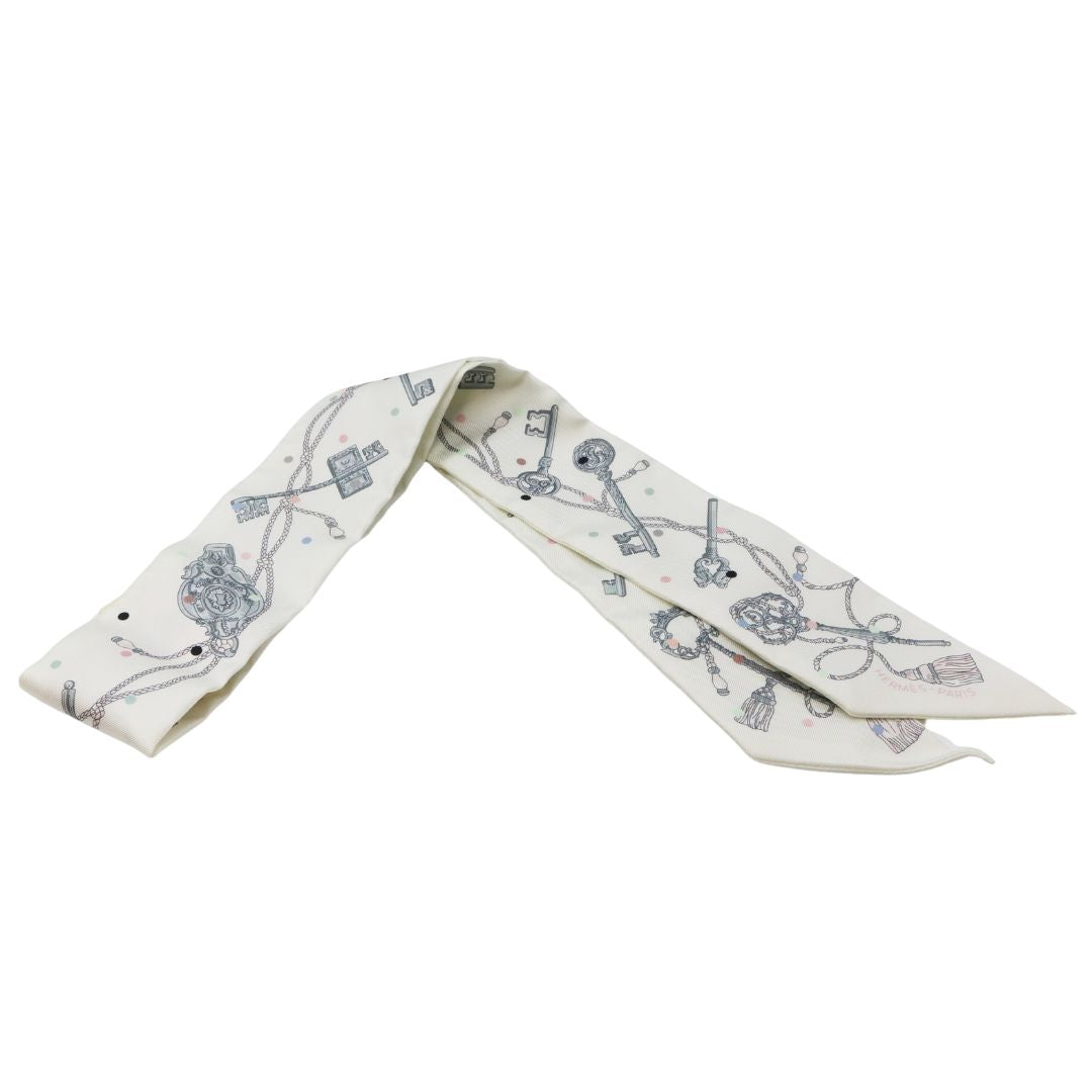 HERMES【エルメス】ツイリー レ・クレ・ア・ポア シルク100％ ブラン