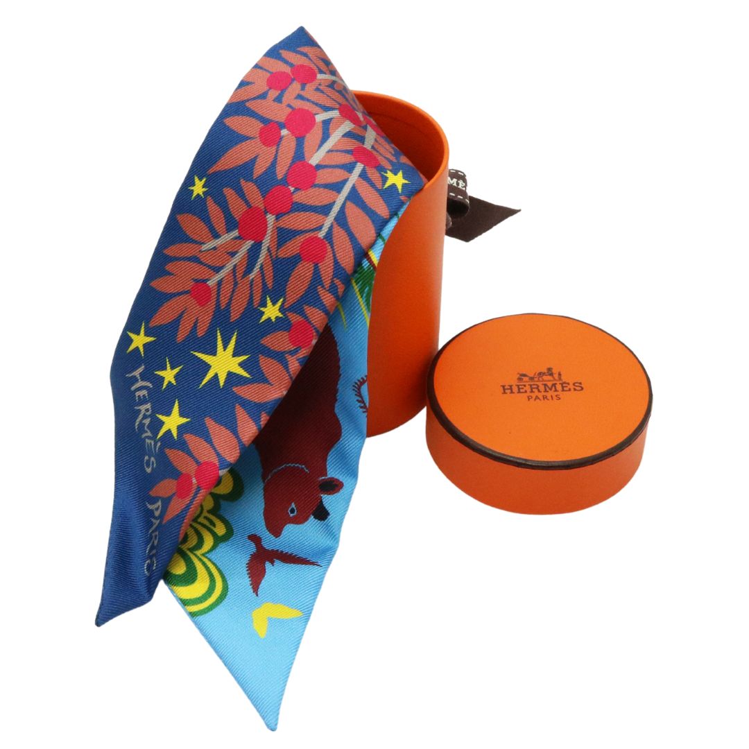 ツイリー<br>オルフェウスの魅力に誘われて<br>シルク100%<br>マリン/ブルーアズール<br>【未使用品】