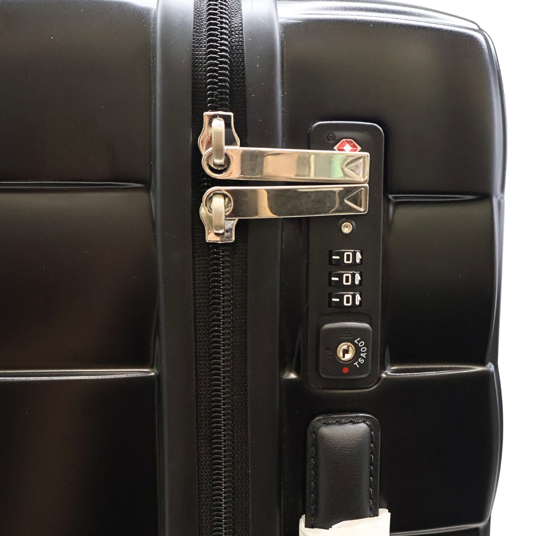 オデッセイ キャビン スーツケース<br>ポリカーボネート×カーフ<br>ブラック<br>【NEW】