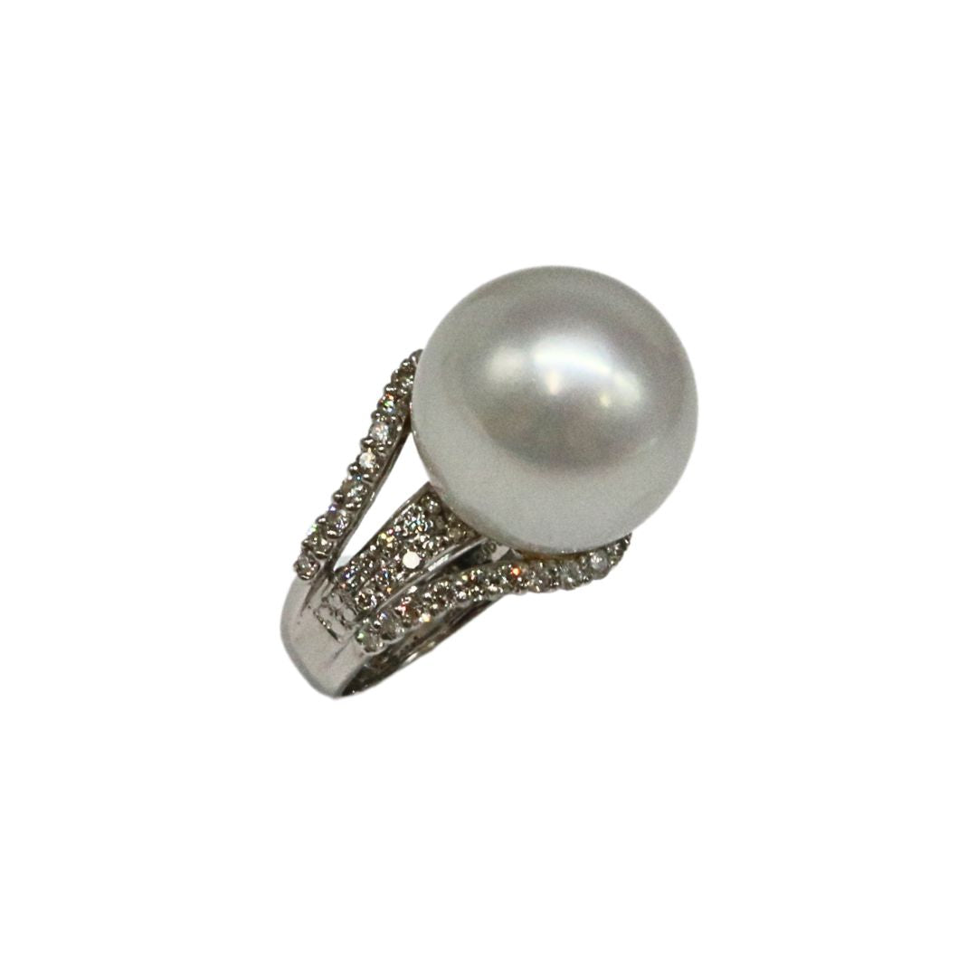 Pt900/D0.93ct/パール16mm<br>南洋パールダイヤリング<br>【未使用品】