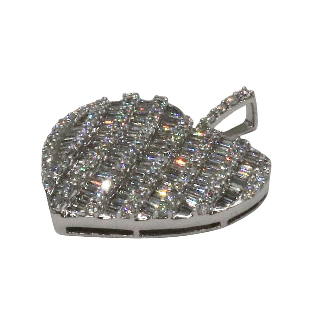 K18WG/D3.00ct<br>ハートバゲットダイヤ<br>ペンダントトップ<br>【未使用品】