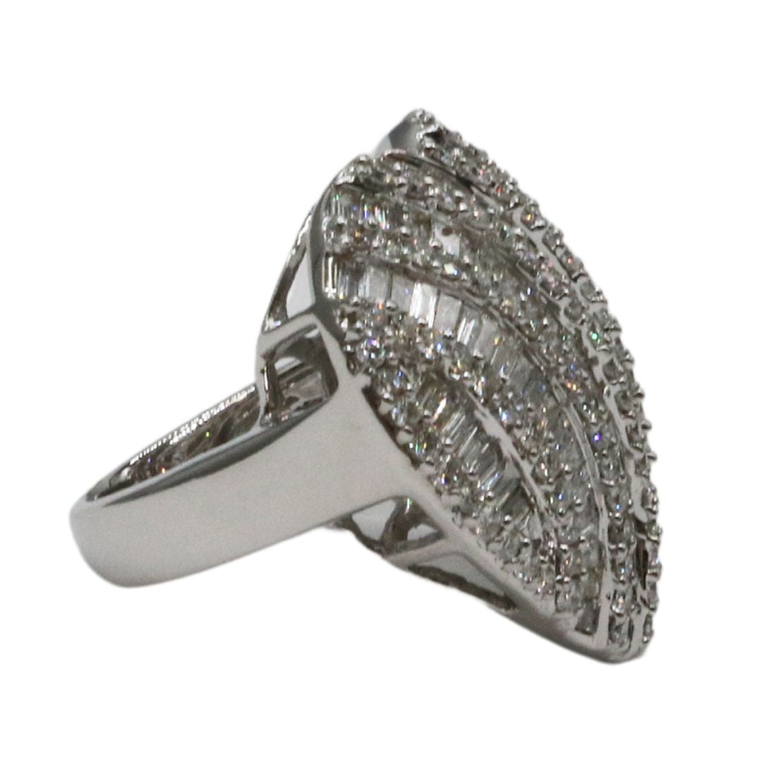 K18WG/D3.00ct<br>ハートバケットダイヤリング<br>【未使用品】