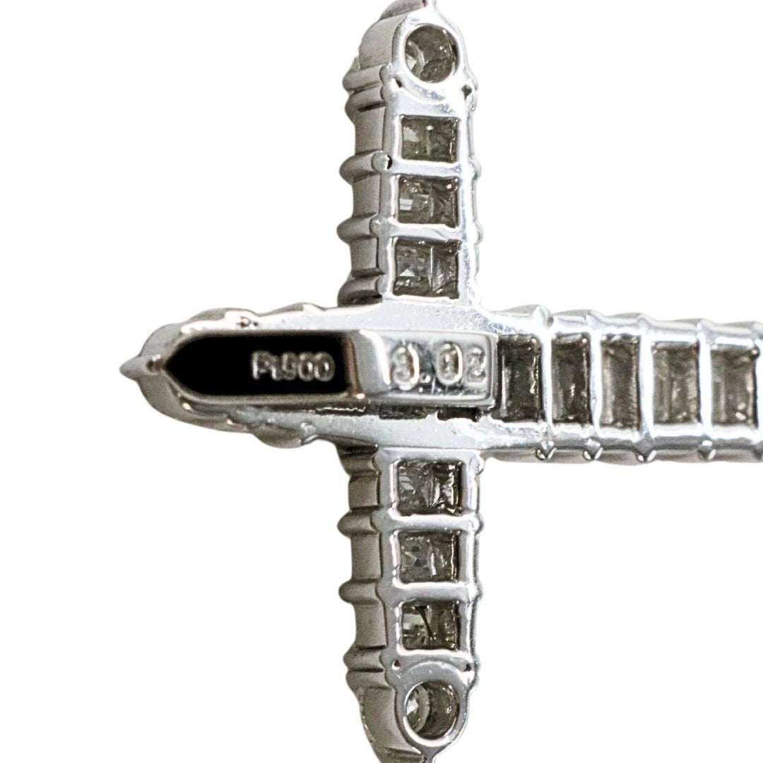 PT900/D3.02ct<BR>クロスバケット<br>ダイヤモンドトップ<BR>【NEW】