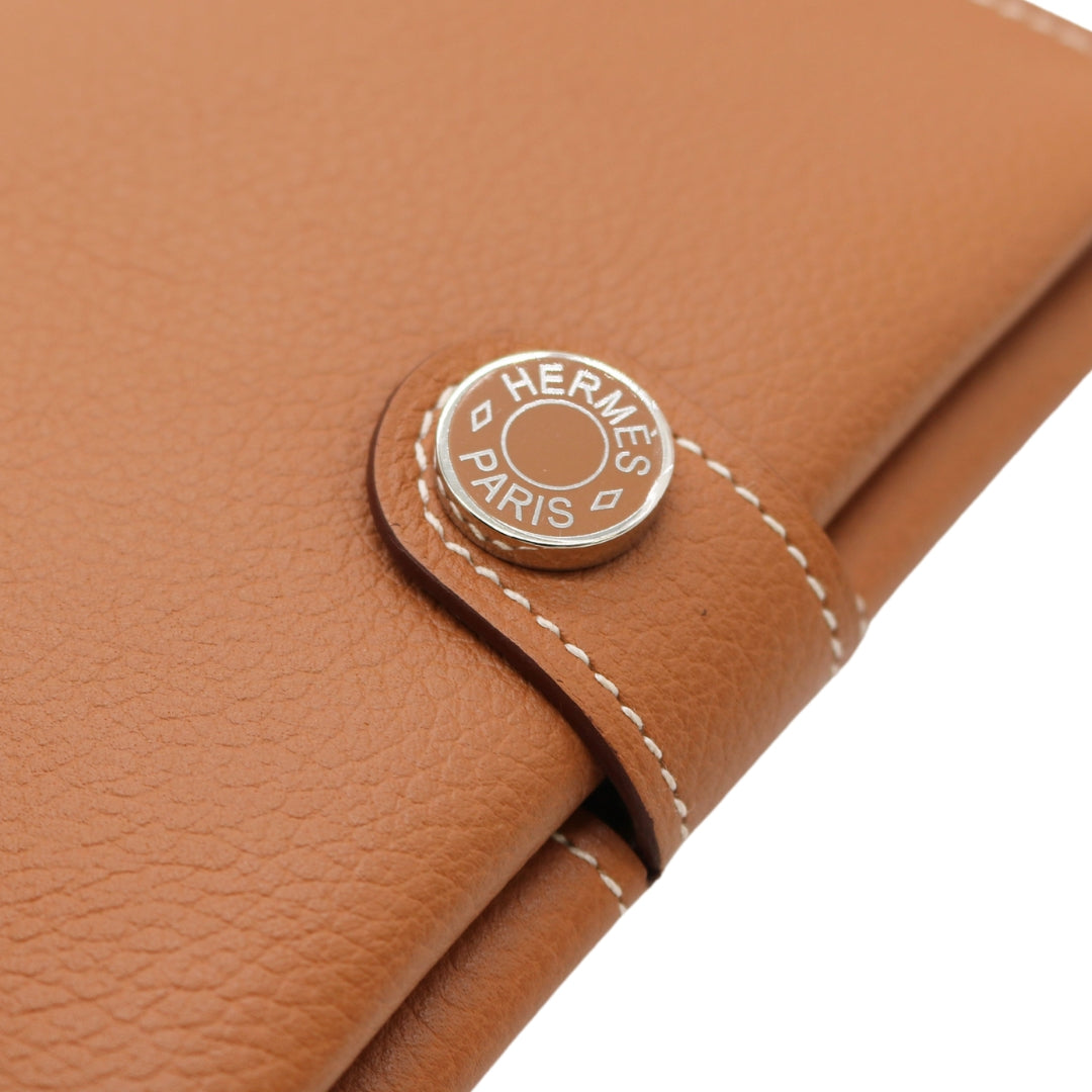 HERMES【エルメス】<br>R.M.S パスポートホルダー<br>カーフスキン<br>ゴールド/SV金具【NEW】