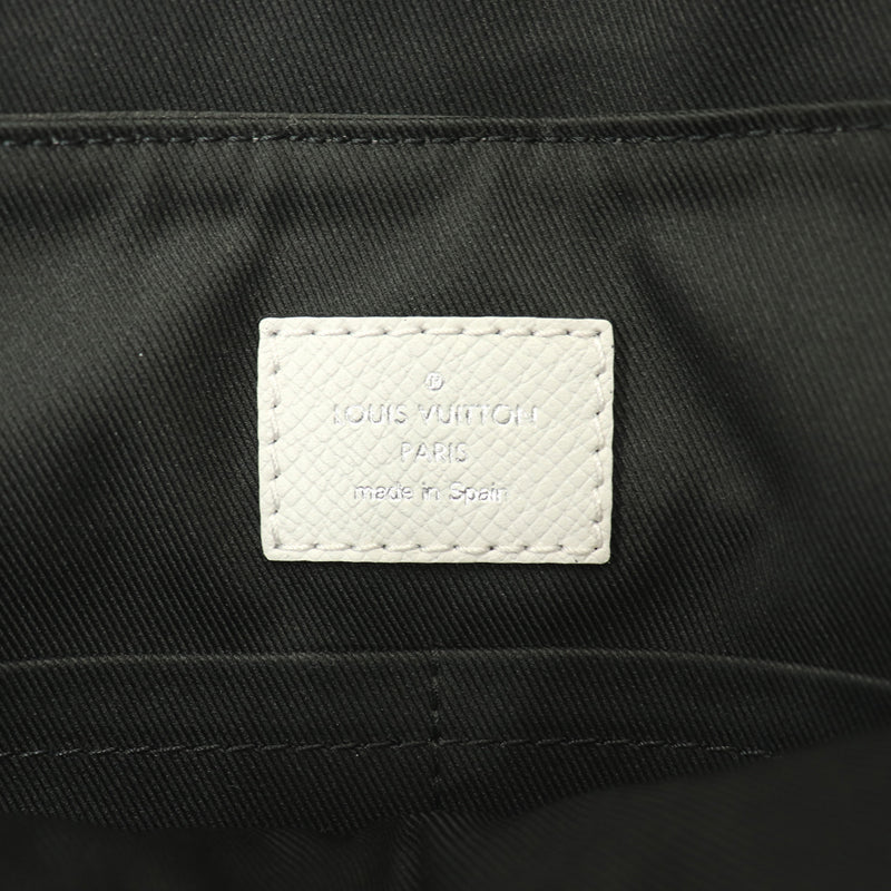 モノグラム フラップ・メッセンジャー ショルダーバッグ M30411