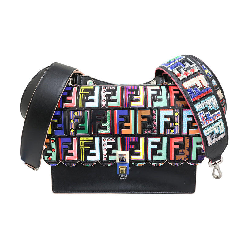 FENDI フェンディ キャナイ ショルダーバッグ【中古】