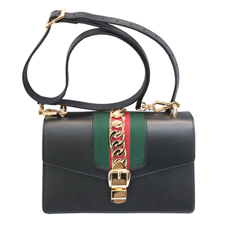GUCCI グッチ シルヴィ 421882 ブラック【中古】