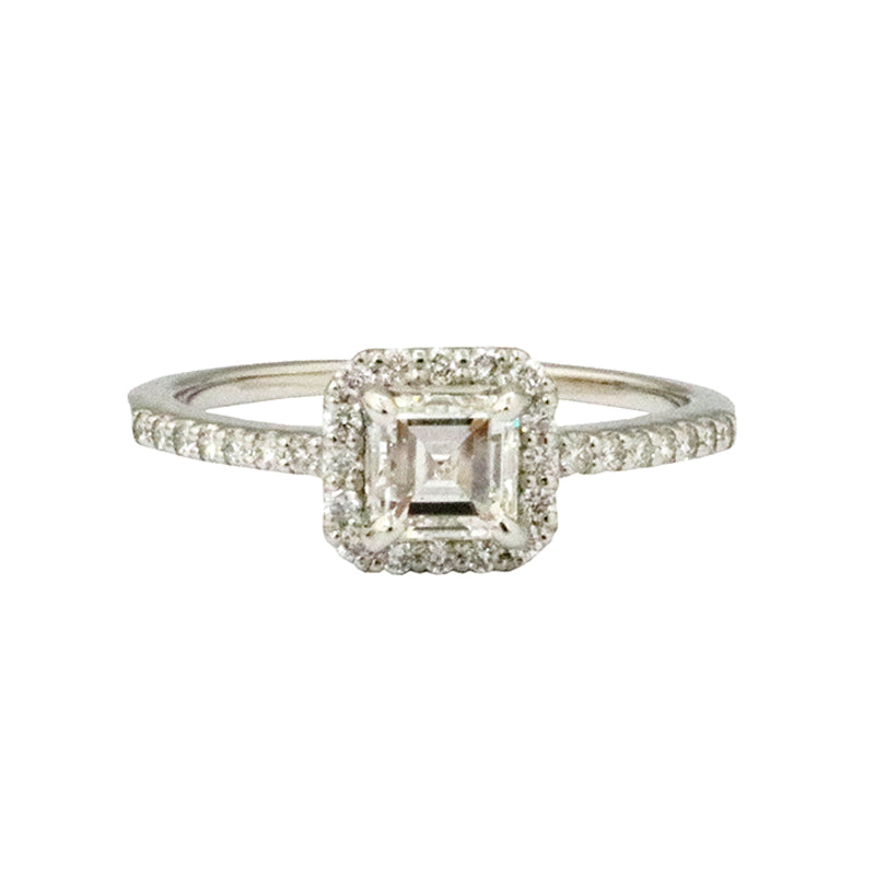 PT900/D0.588ct/D0.170ct ダイヤモンド リング【新品】