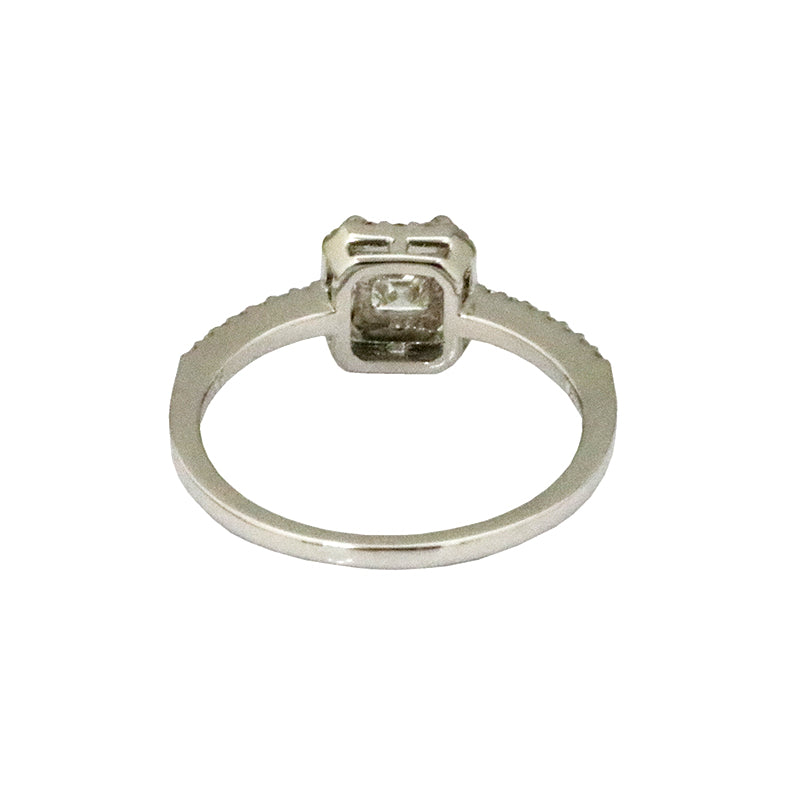 PT900/D0.588ct/D0.170ct ダイヤモンド リング【新品】