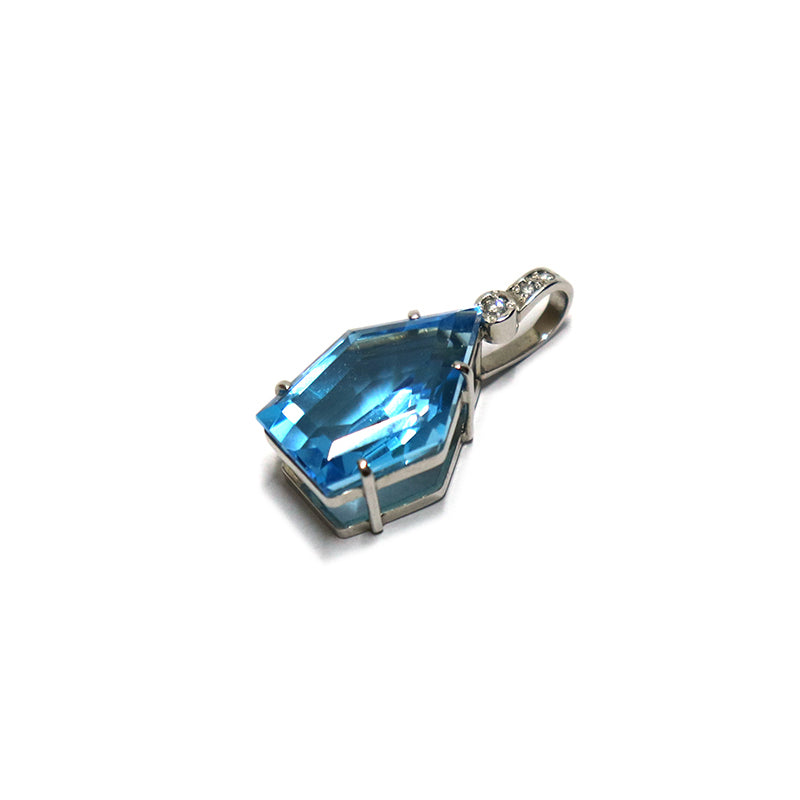 ブルートパーズ ダイヤモンドトップ【新品】