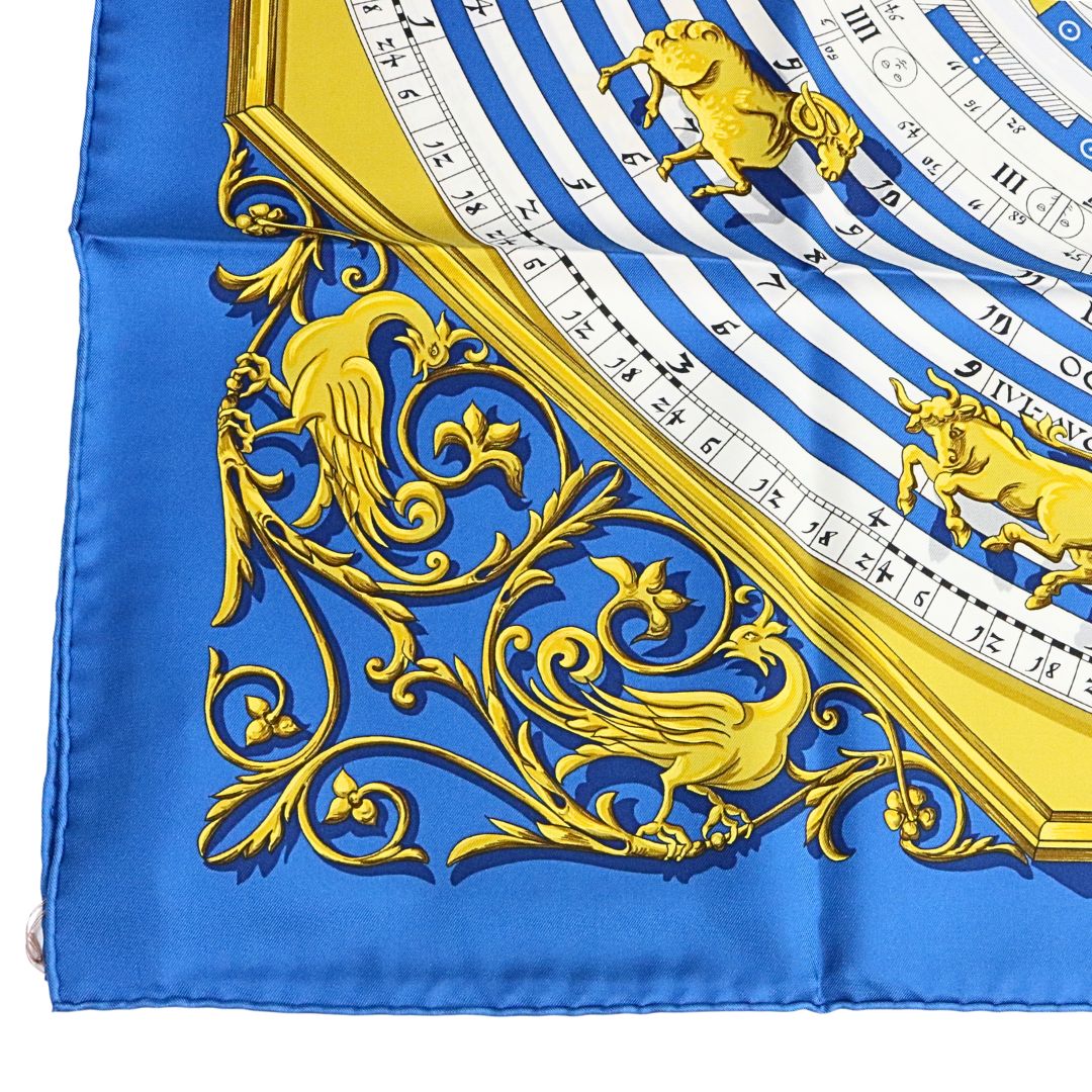 カレ 90《占星術》<br>シルクツイル/絹 100％<br>ブルー・コバルト/ホワイト<br>ヴィエイユ・オール<br>【未使用品】