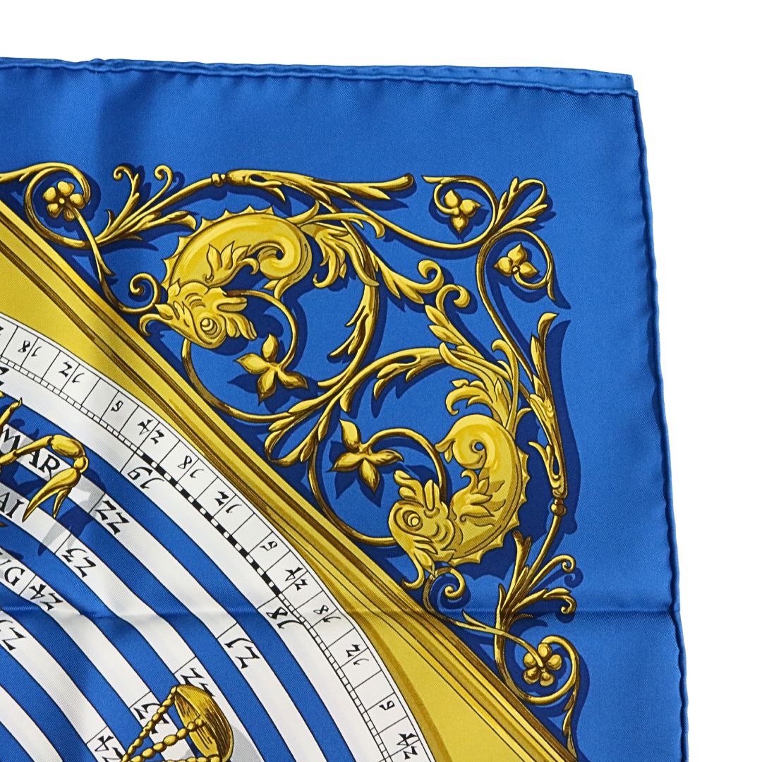 カレ 90《占星術》<br>シルクツイル/絹 100％<br>ブルー・コバルト/ホワイト<br>ヴィエイユ・オール<br>【未使用品】