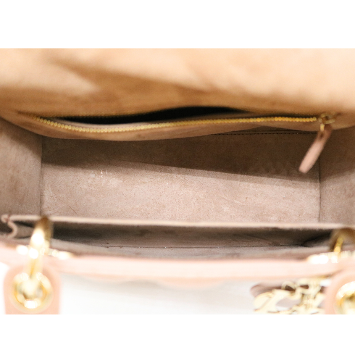 DIOR【ディオール】<br>レディ ディオール ミディアム<br>M0565ONGE<br>ラム【USED】