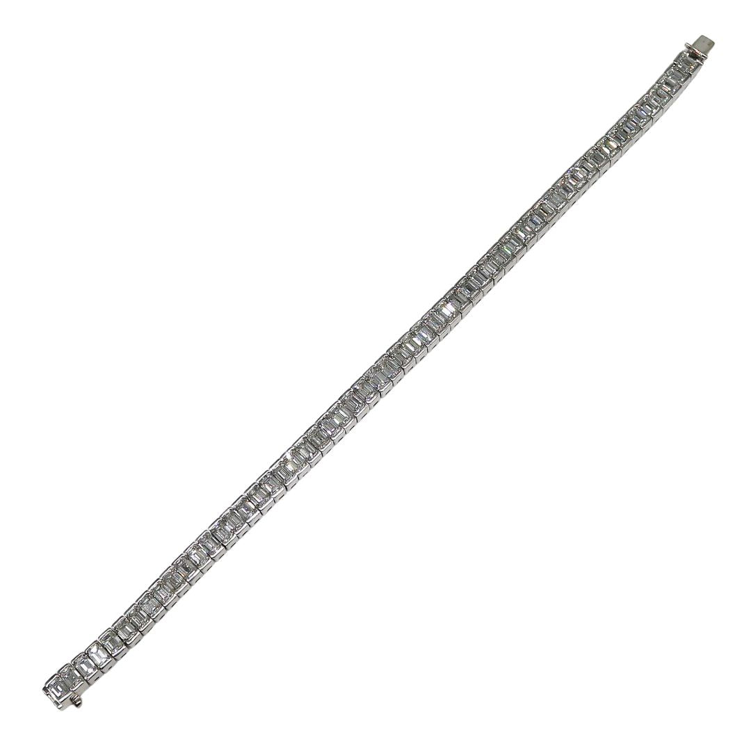 PT900/K18WG/D13.64ct<br>エメラルドカットダイヤモンド<br>テニスブレスレット