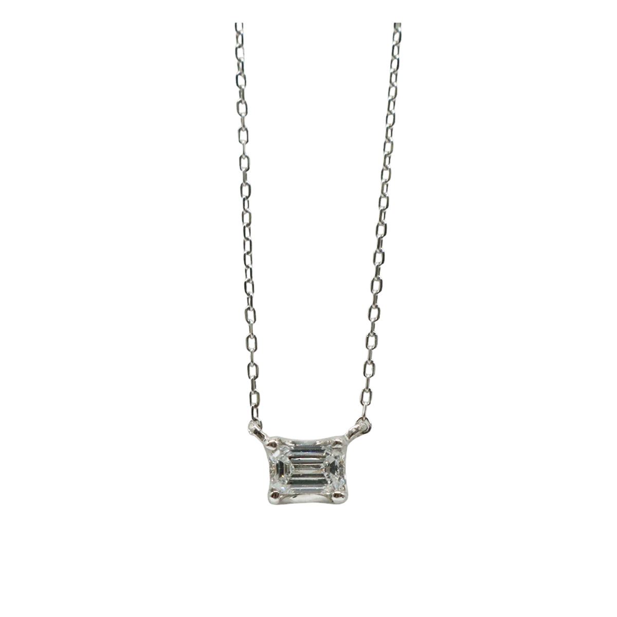 ORIGINAL JEWELRY<br>【オリジナルジュエリー】<br>K18WG/D0.21ct<br>エメラルドカット <br>ダイヤモンド ネックレス【NEW】