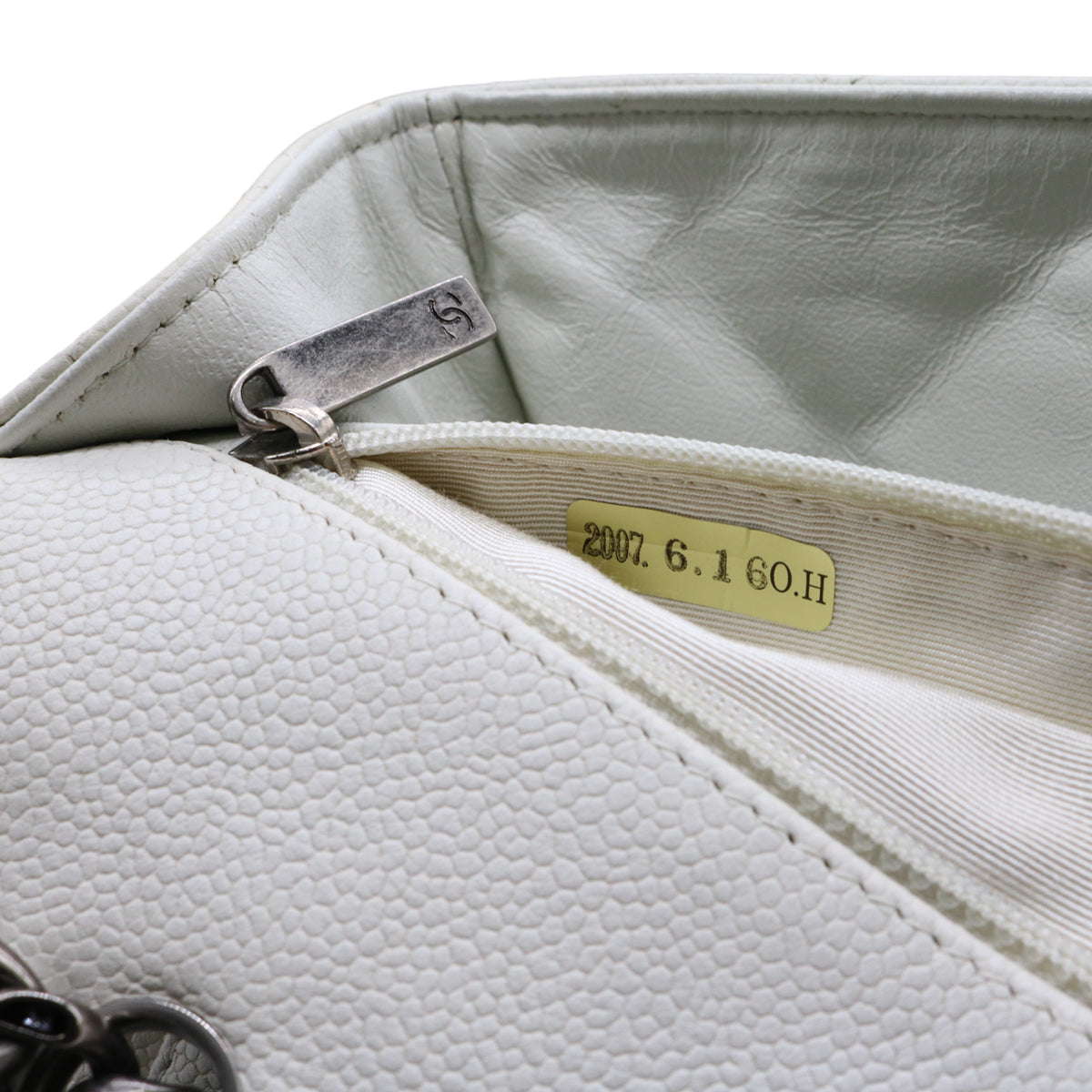 CHANEL【シャネル】<br>2.55 チェーンショルダーバッグ <br>キャビアスキン【USED】