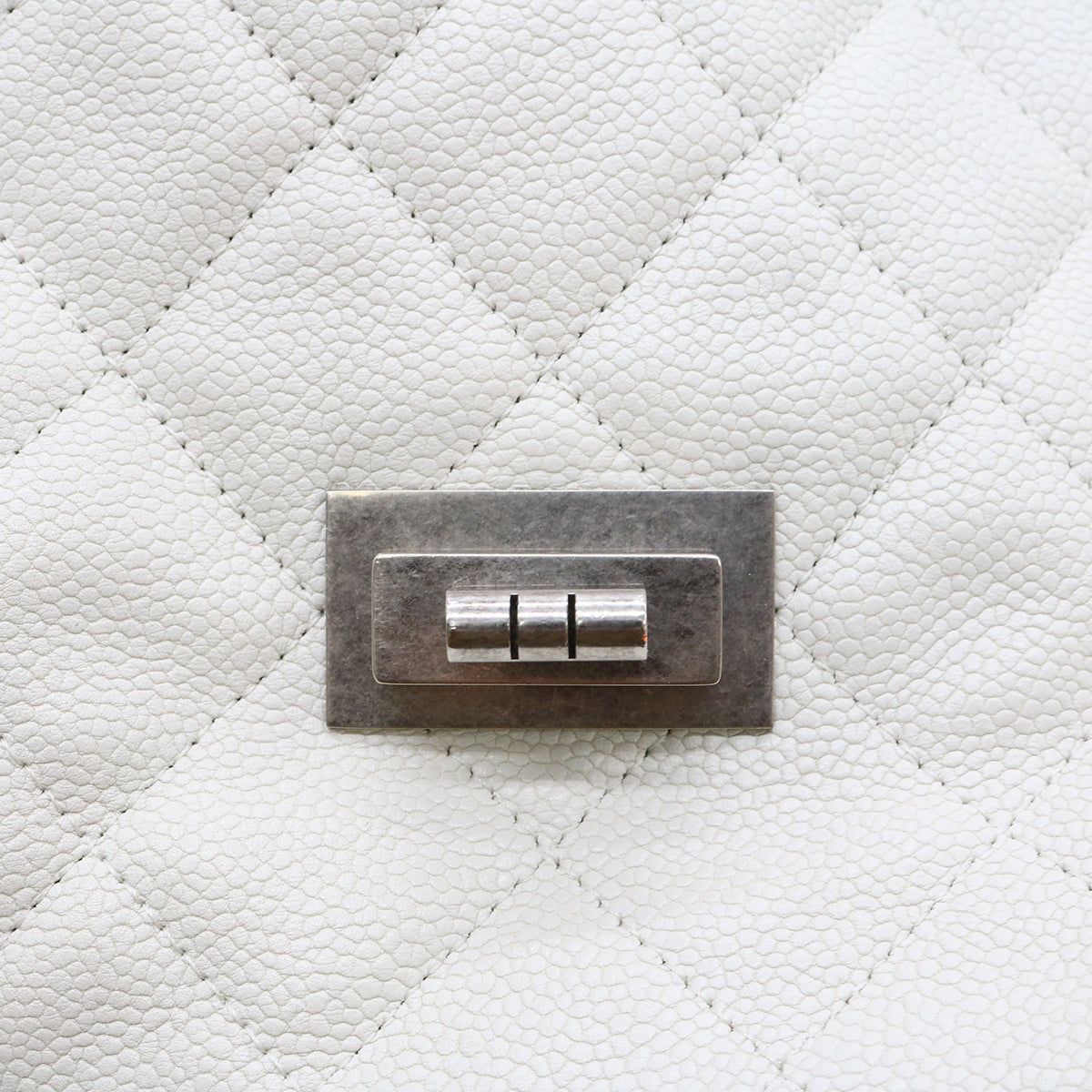 CHANEL【シャネル】<br>2.55 チェーンショルダーバッグ <br>キャビアスキン【USED】