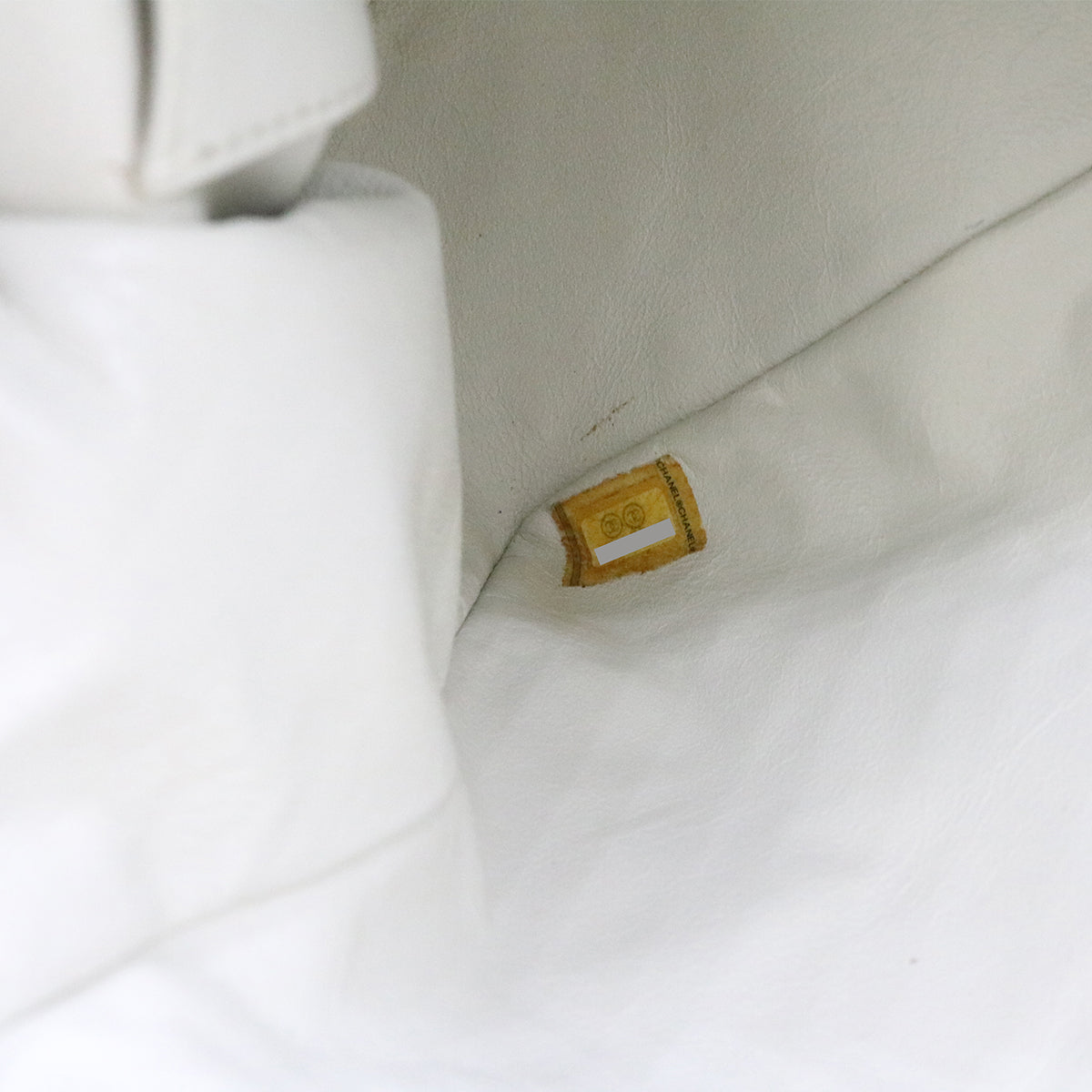 CHANEL【シャネル】<br>2.55 チェーンショルダーバッグ <br>キャビアスキン【USED】