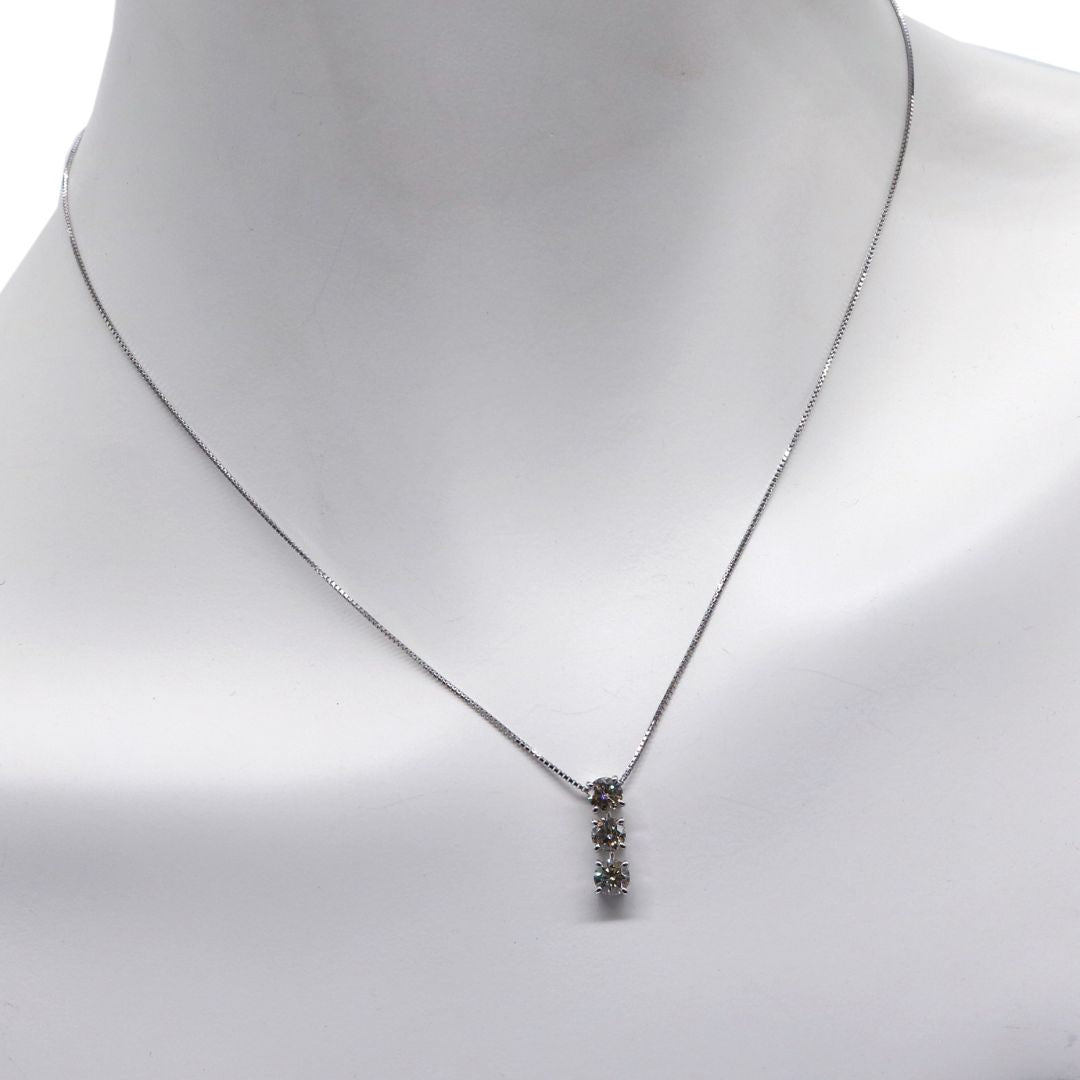 ORIGINAL JEWELRY<br>【オリジナルジュエリー】<br>PT900/850/D1.002ct<br>三連 ダイヤモンド ネックレス<br>【NEW】