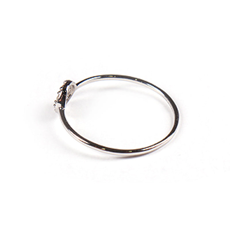 PT900/D0.10ct　ダイヤモンドリング【未使用品】
