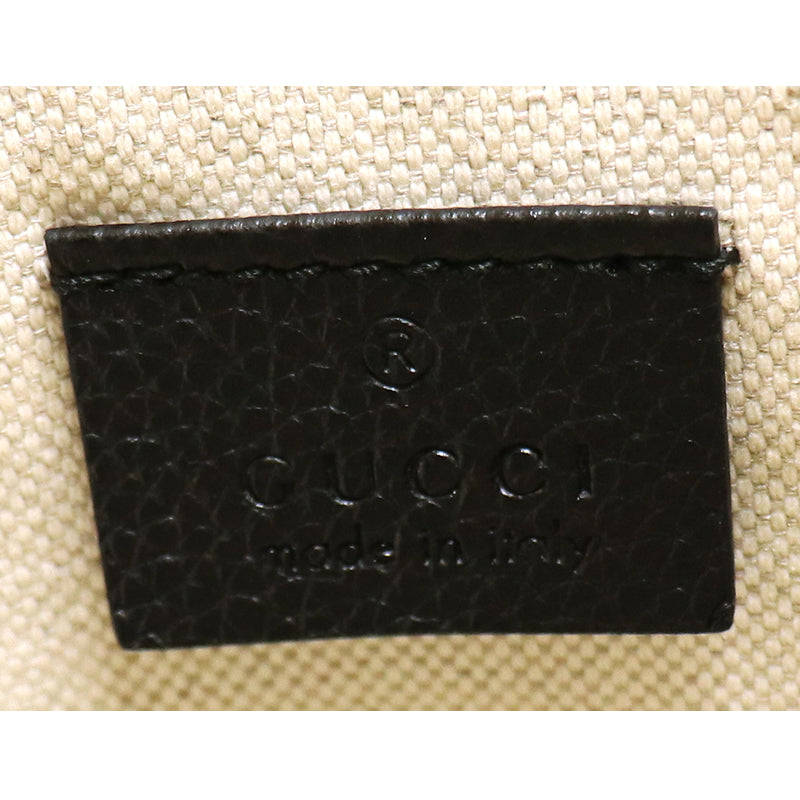 グッチ　ロゴプリント　クラッチバッグ　572770