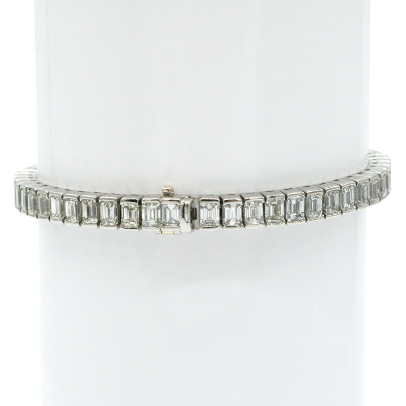 Pt900 K18WG D13.22ct エメラルドカット ダイヤモンド テニスブレスレット
