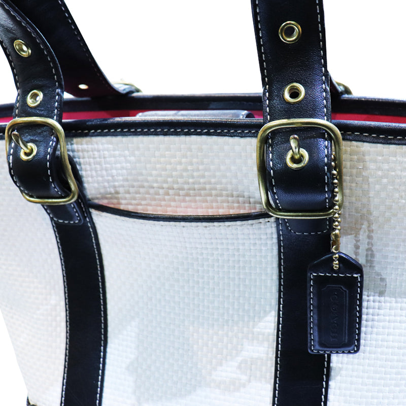 COACH　コーチ　アイボリー×ブラック　ストローハンドバッグ【中古】